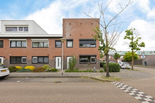 Reiskameraad 48 in Eindhoven