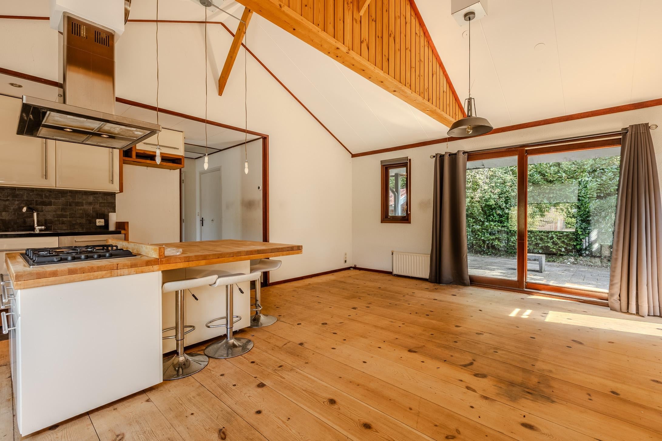 Vrijstaande woning te koop: Eendenparkweg 9-9, Ermelo