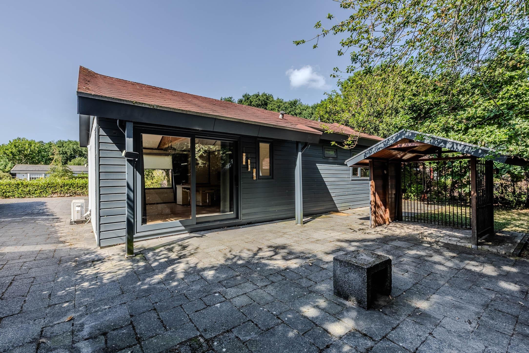 Vrijstaande woning te koop: Eendenparkweg 9-9, Ermelo