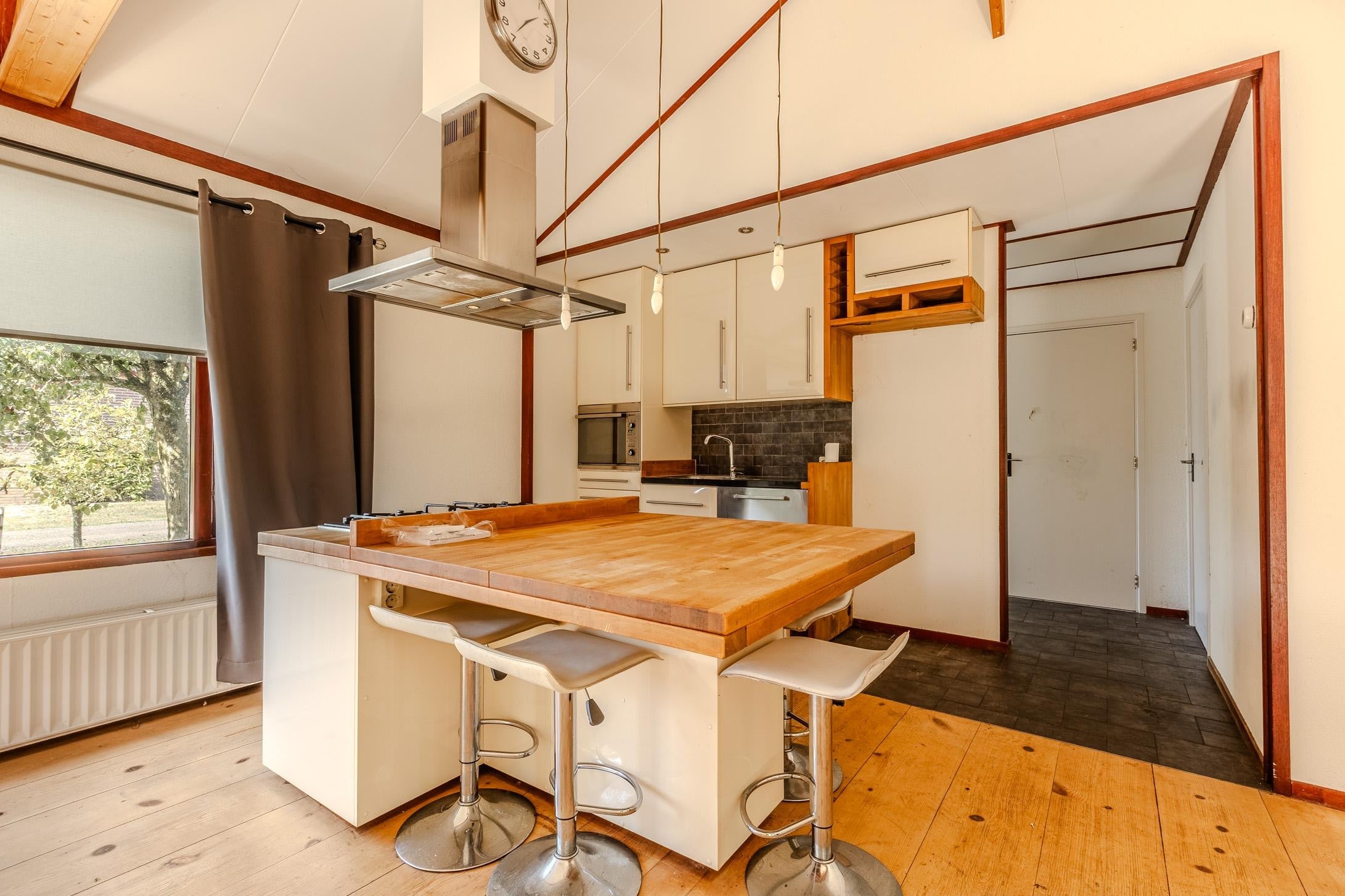 Vrijstaande woning te koop: Eendenparkweg 9-9, Ermelo