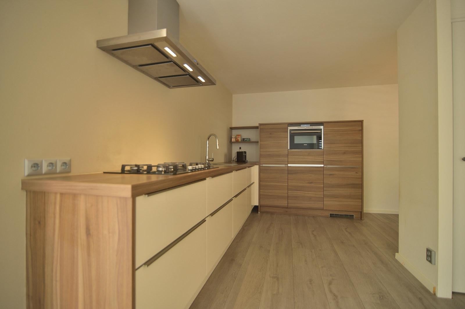 Tussenwoning te koop: Kastanjelaan 3, Hoensbroek