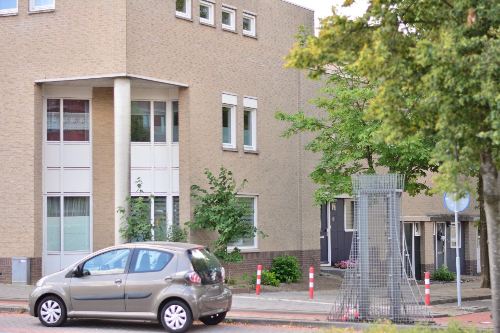 Tussenwoning te koop: Kastanjelaan 3, Hoensbroek