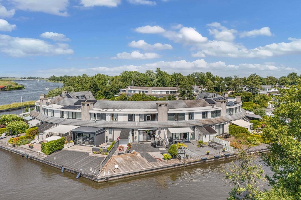 Huis Het Brekkense Wiel 174 in Lemmer