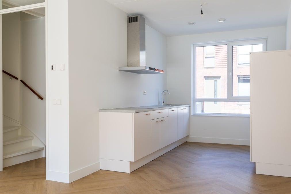 Tussenwoning te huur: Florence Nightingaleweg 62, 'S-Gravenhage