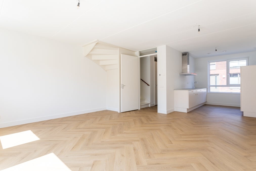 Tussenwoning te huur: Florence Nightingaleweg 62, 'S-Gravenhage