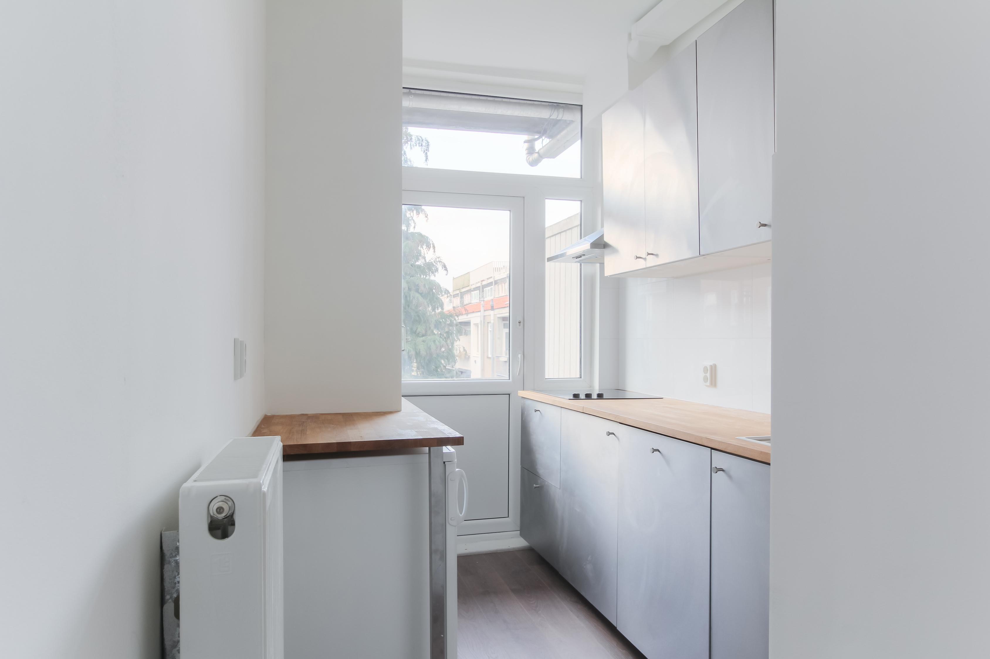 Woning te huur: Jan van Galenstraat, Amsterdam