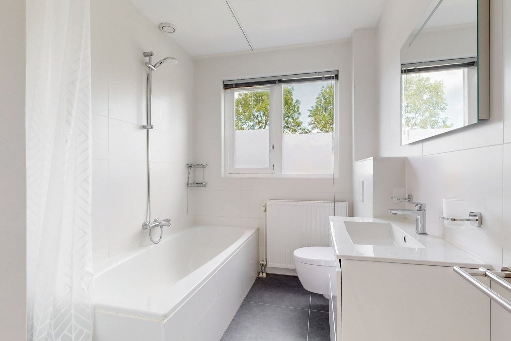 Tussenwoning te huur: Amelsgroet 12, Zuid-Scharwoude