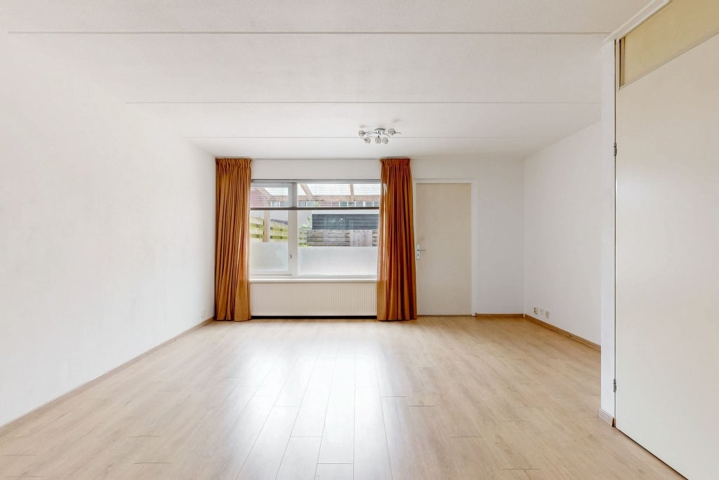 Tussenwoning te huur: Amelsgroet 12, Zuid-Scharwoude