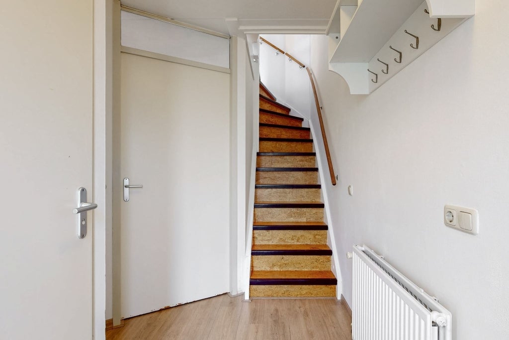 Tussenwoning te huur: Amelsgroet 12, Zuid-Scharwoude