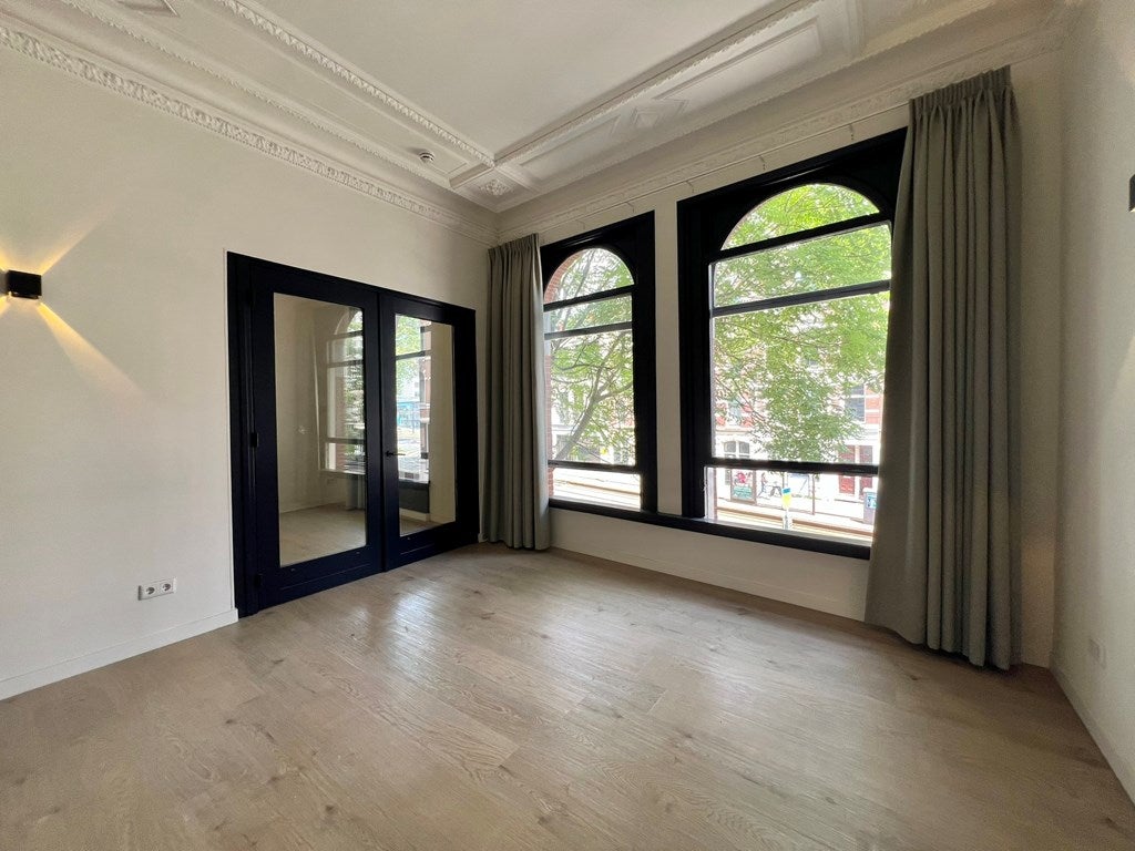Flat Van Vollenhovenstraat 27 C