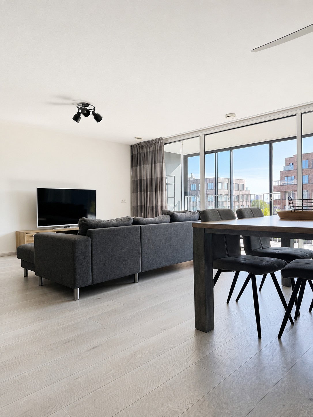 Appartement te huur: Laan op Zuid 834, Rotterdam