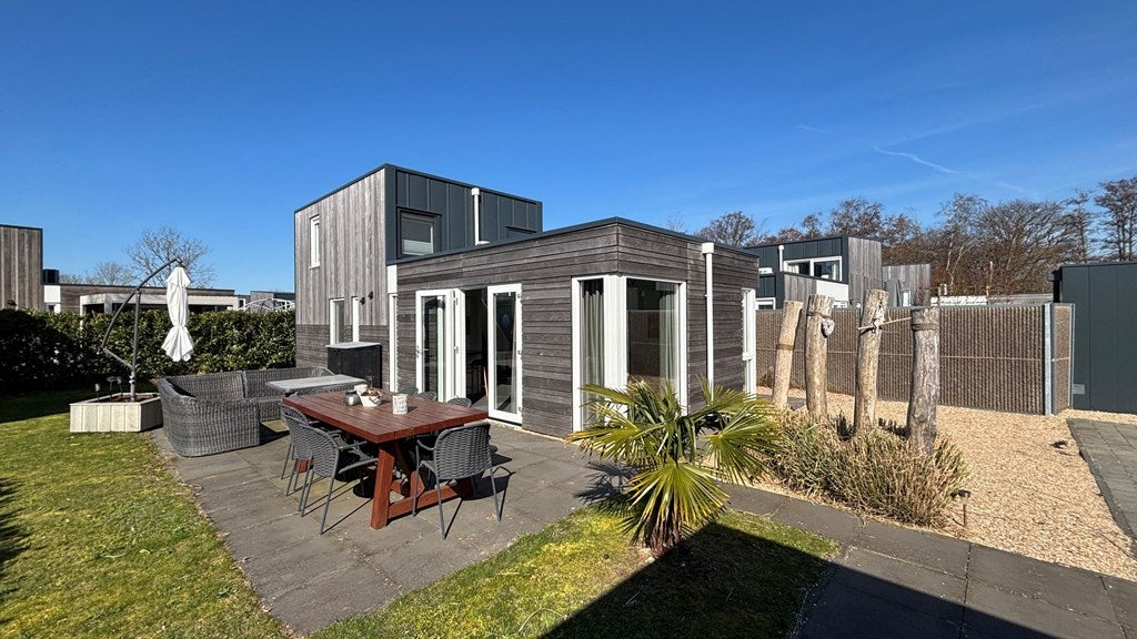 Huis Hoogenboomlaan 11 A108 in Renesse