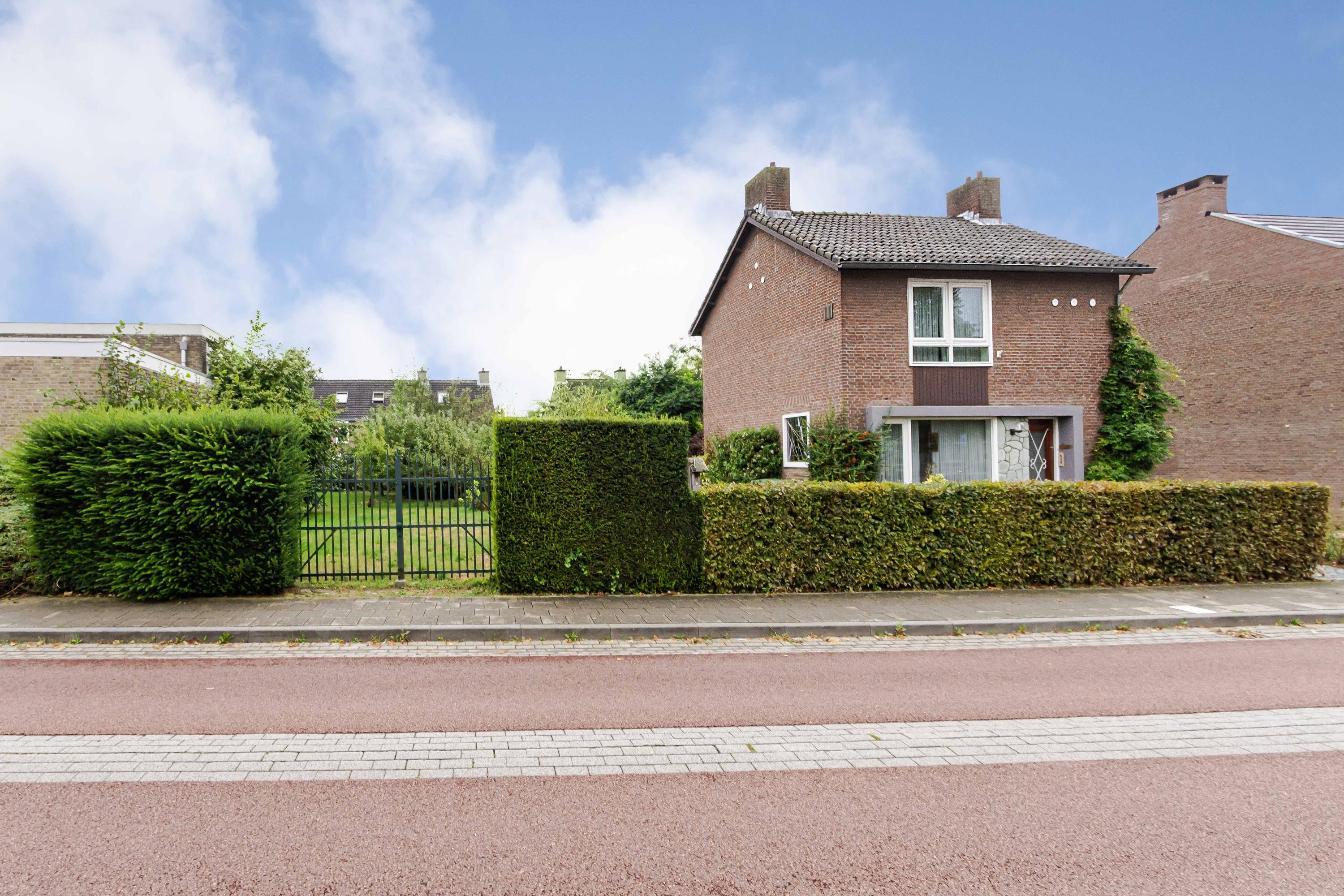 Vrijstaande woning te koop: Pastoor Dominicus Hexstraat 13, Meerssen