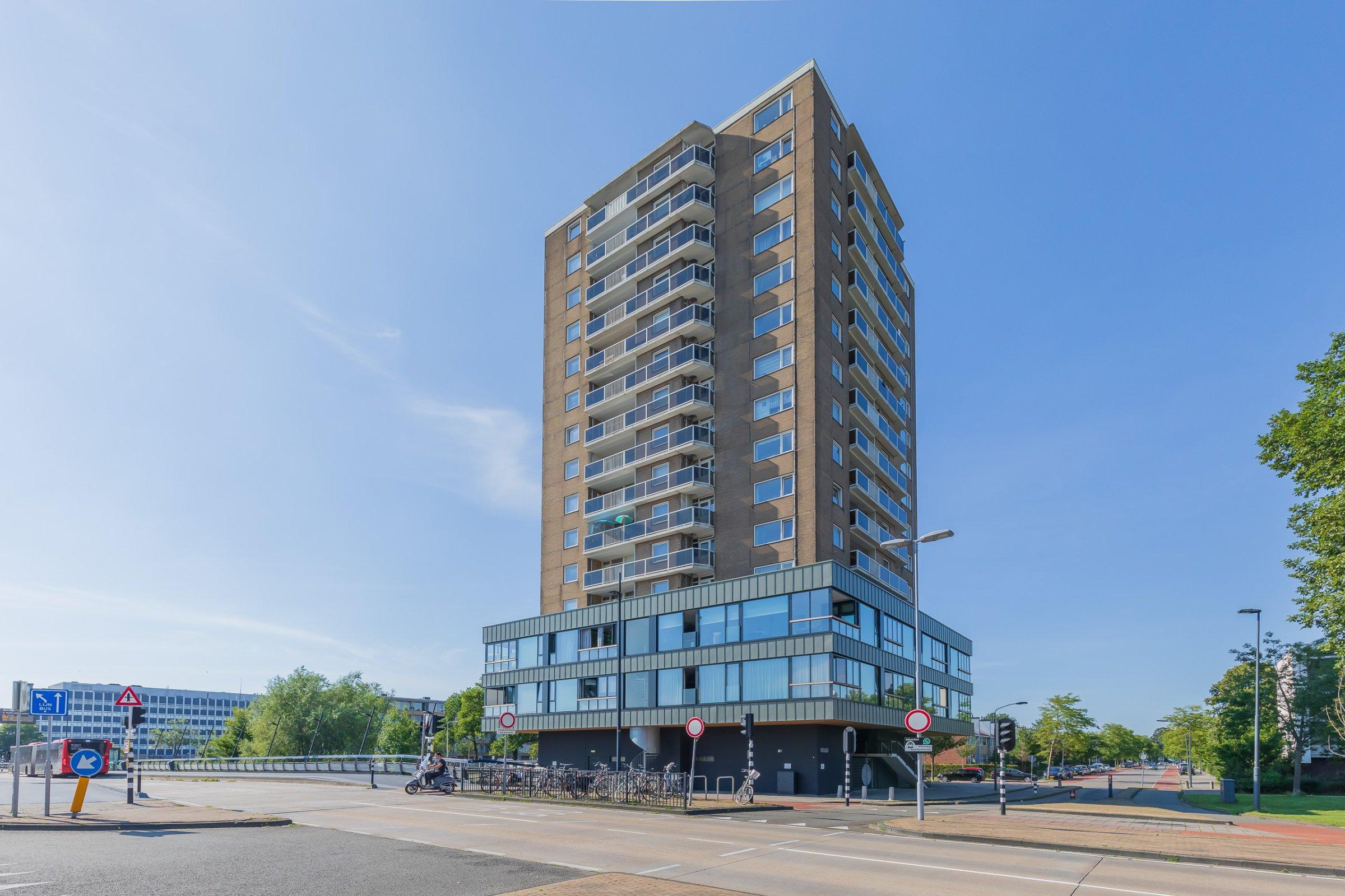 Flat Edward Jennerstraat 328 E