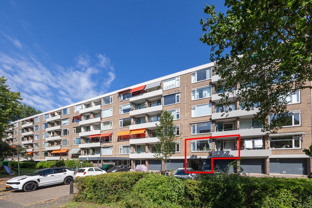 Appartement Burgemeester Caan van Necklaan 446 in Leidschendam