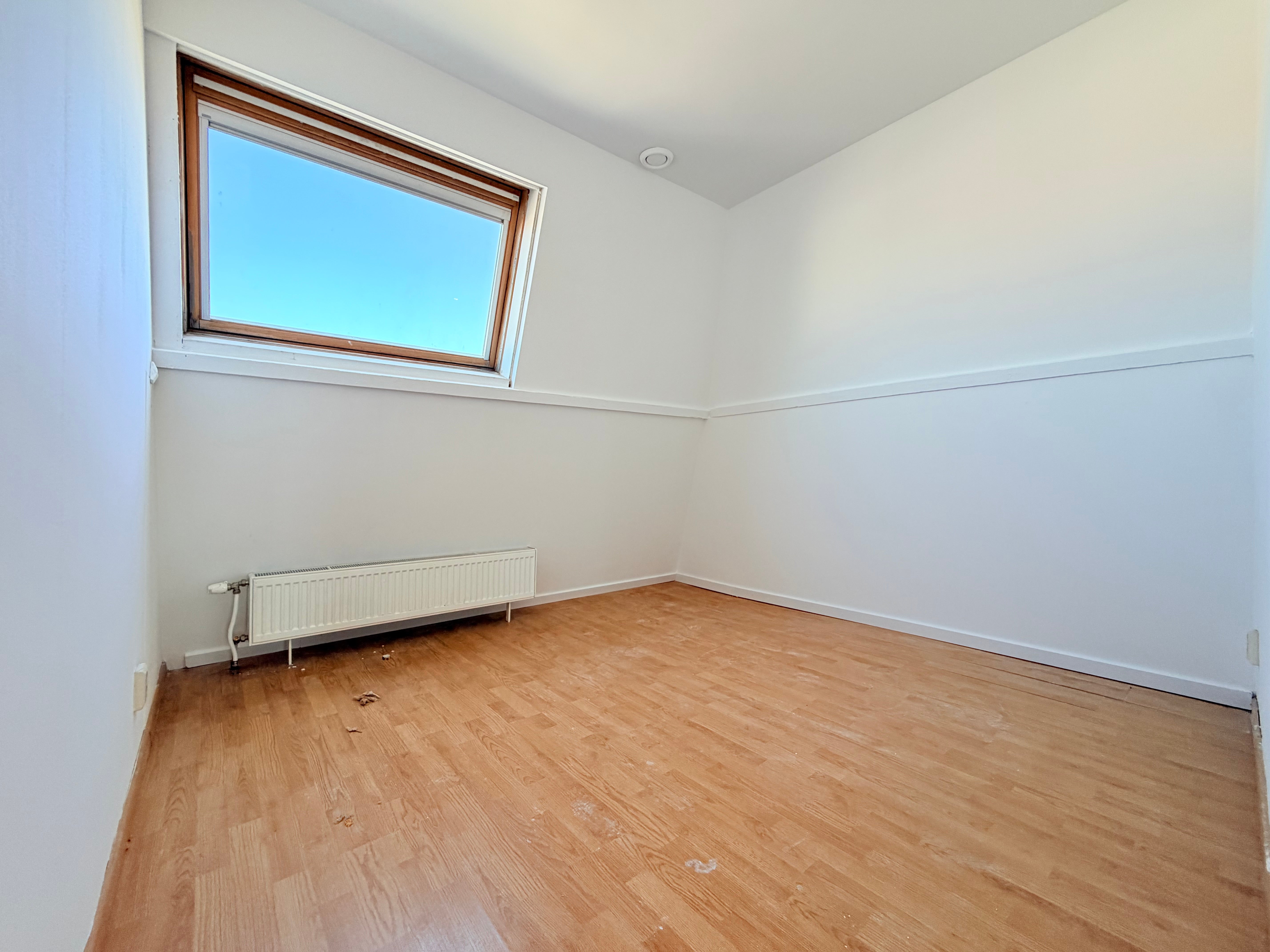 Studio te huur: Daguerrestraat 69B, 'S-Gravenhage