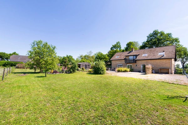 Huis te koop Hoevenseweg 54 in Etten-Leur voor € 585.000