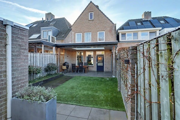 Dokter Barentsenstraat 13