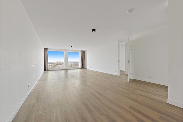 Flat Escamplaan in Den Haag