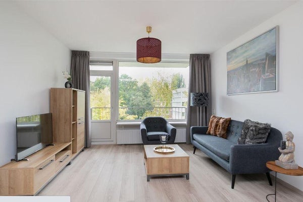 Te huur: Appartement Mr. G. Groen van Prinstererlaan in Amstelveen