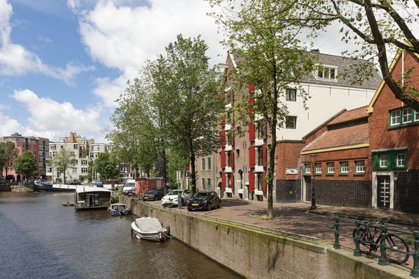 Houtkopersburgwal 14
