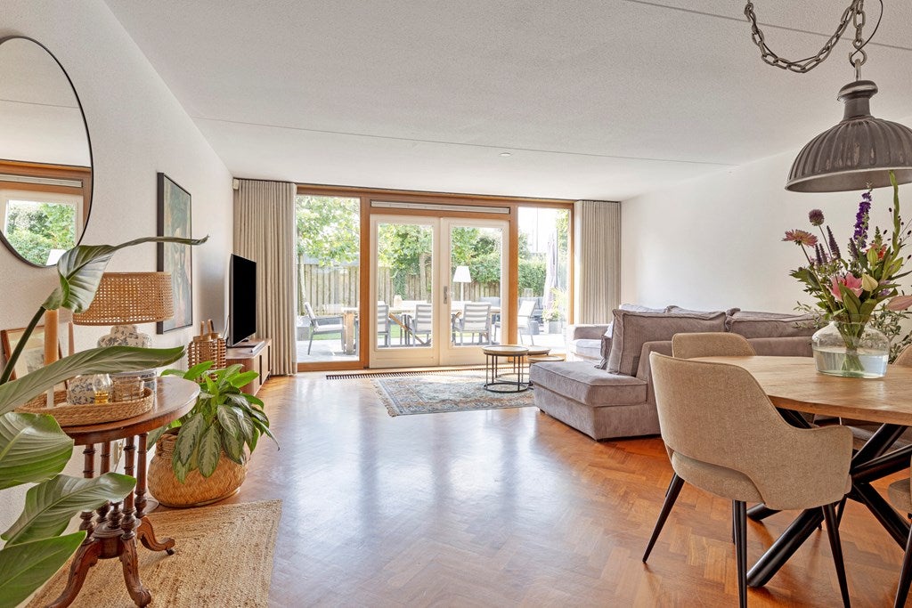 Tussenwoning te koop: Emanuel van der Venstraat 1A, Rosmalen