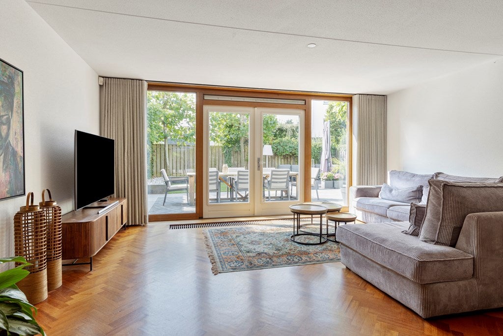 Tussenwoning te koop: Emanuel van der Venstraat 1A, Rosmalen