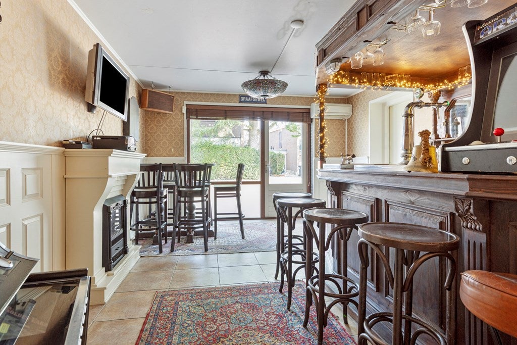 Tussenwoning te koop: Emanuel van der Venstraat 1A, Rosmalen