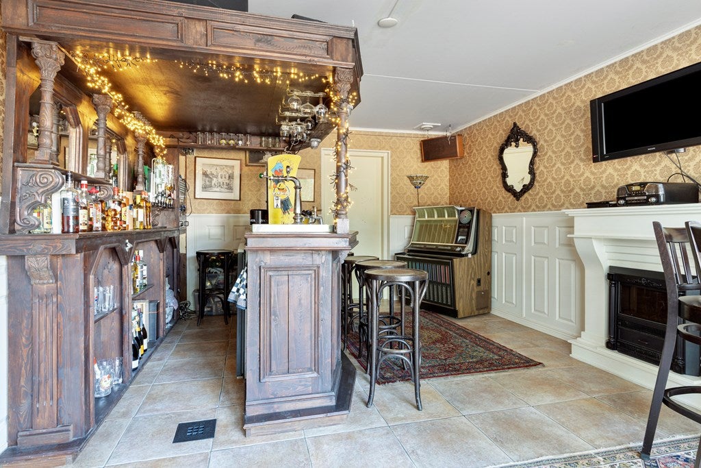 Tussenwoning te koop: Emanuel van der Venstraat 1A, Rosmalen