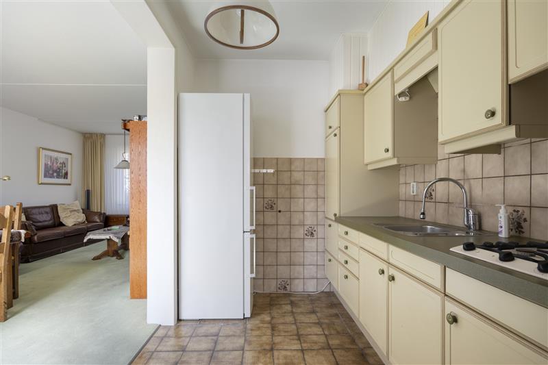 Tussenwoning te koop: Lambertusheufke 9, Neeritter