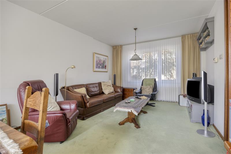 Tussenwoning te koop: Lambertusheufke 9, Neeritter