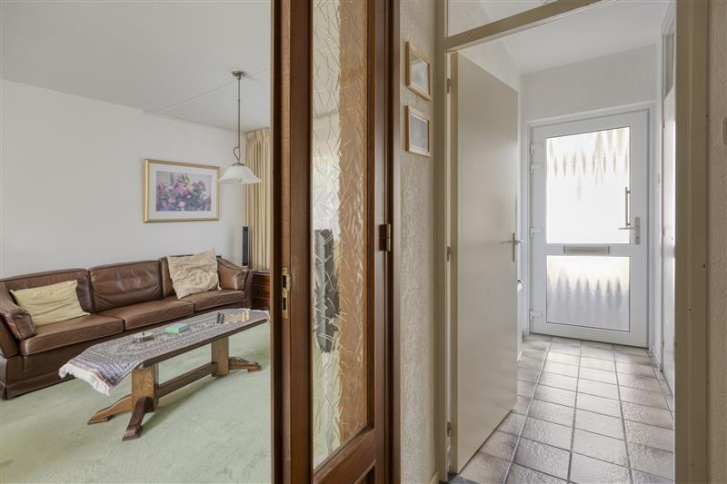 Tussenwoning te koop: Lambertusheufke 9, Neeritter