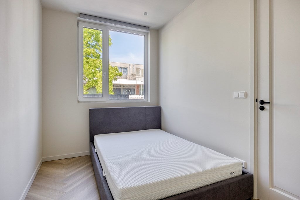 Woning te huur: Nieuwe Laan, Amsterdam
