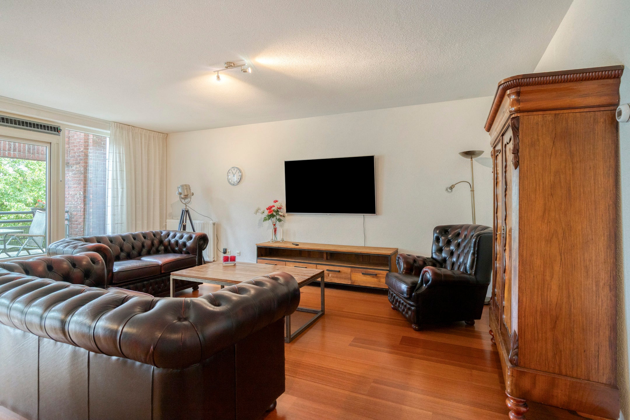 Woning te huur: Hoofdweg, Nieuw-Vennep