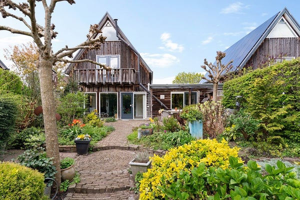 Huis Overgouw 103 in Almere
