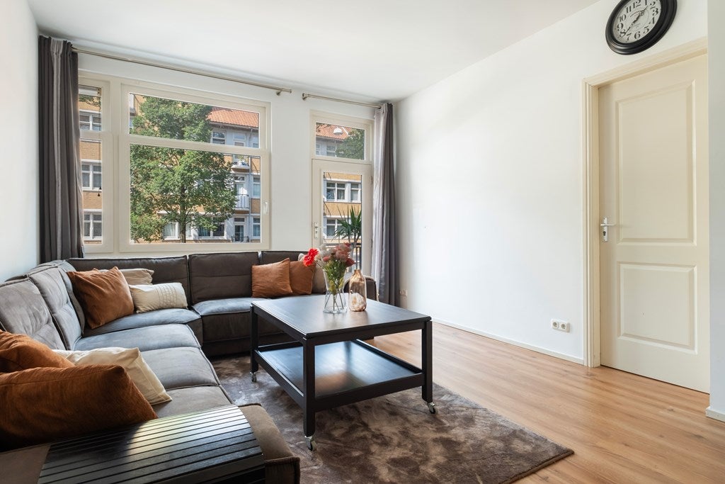 Appartement te koop: Aalsmeerweg 75-1, Amsterdam