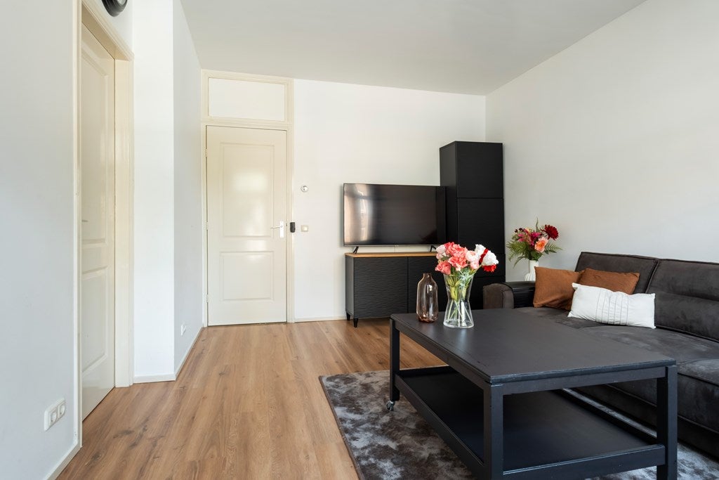 Appartement te koop: Aalsmeerweg 75-1, Amsterdam