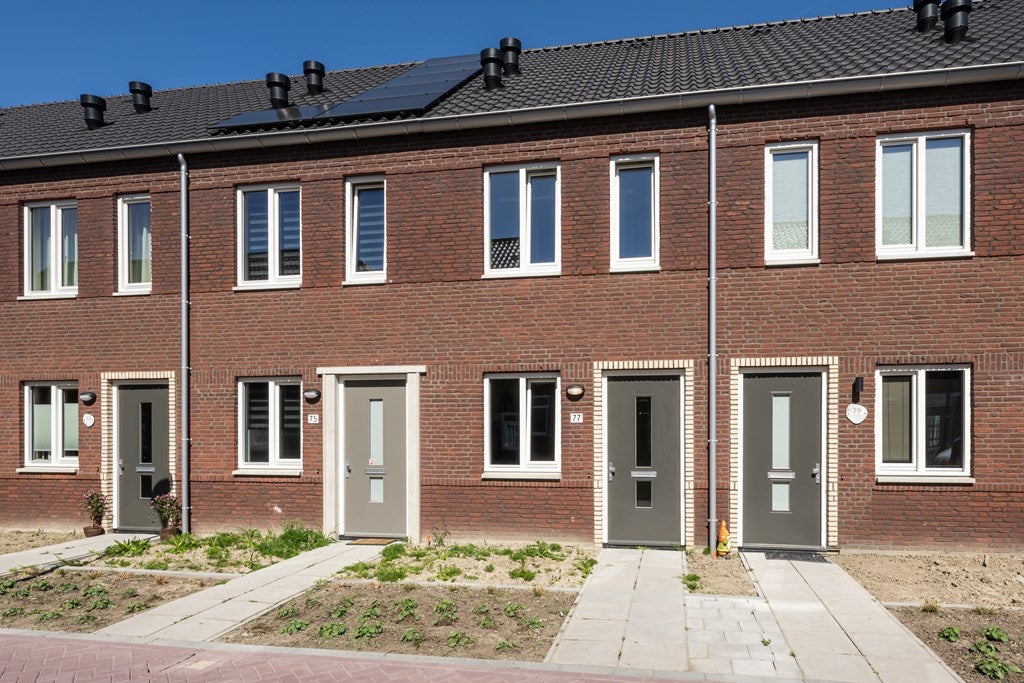 Huis Bernhardstraat 77 in Melissant