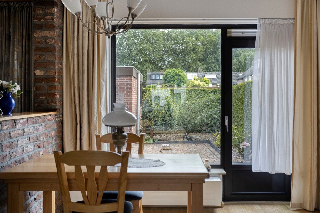 Hoekwoning te koop: Hultersdreef 7, Maastricht