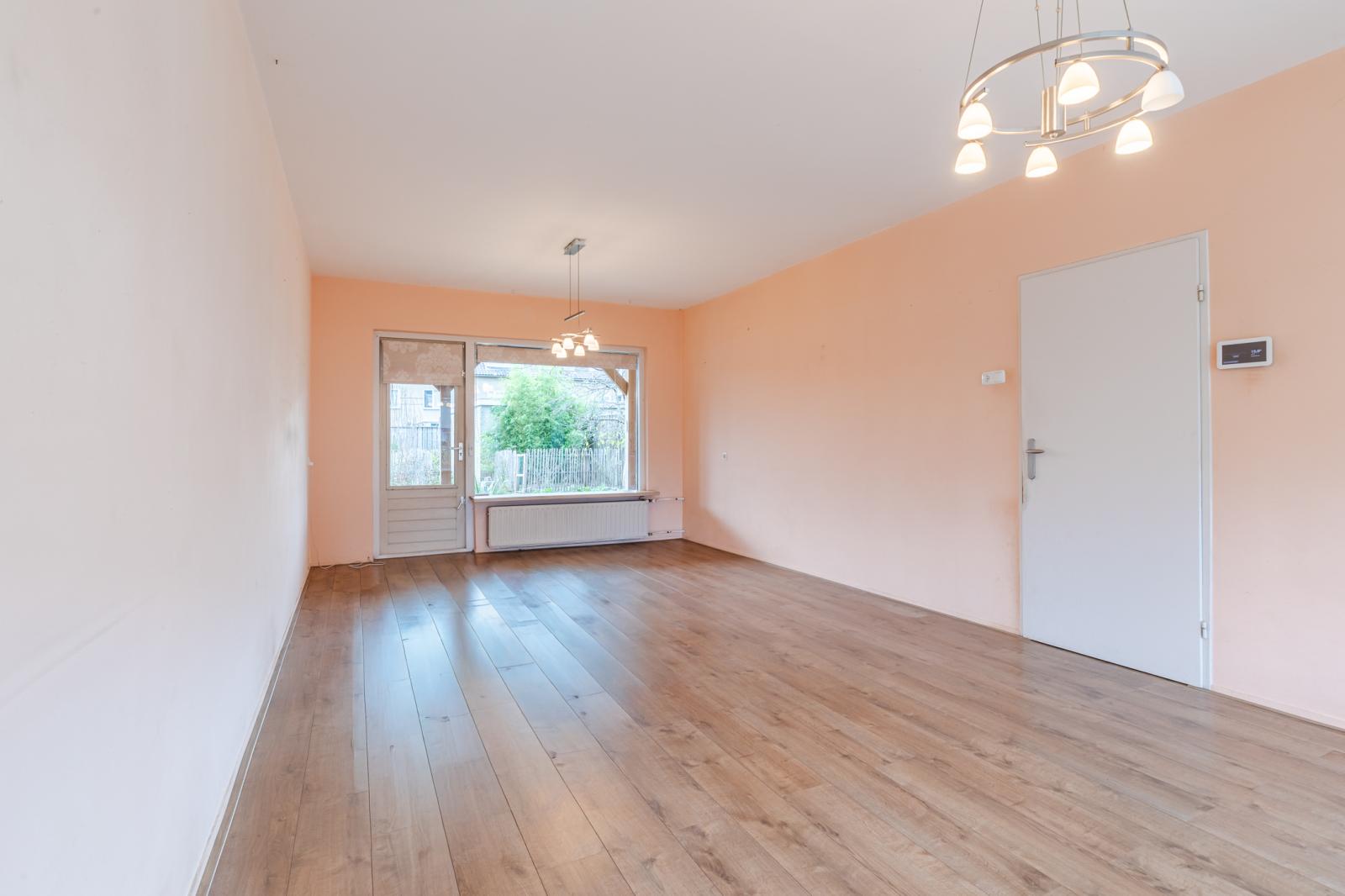 Tussenwoning te koop: De Ruijterstraat 11, Veghel