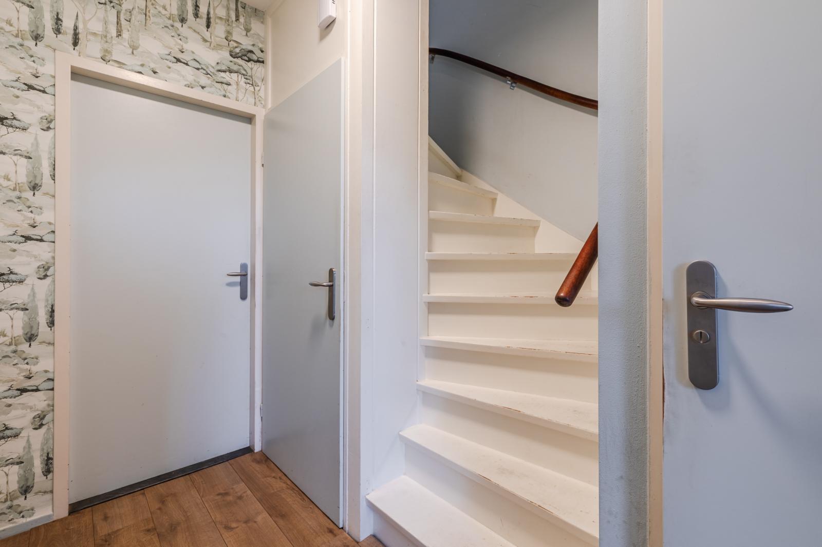 Tussenwoning te koop: De Ruijterstraat 11, Veghel