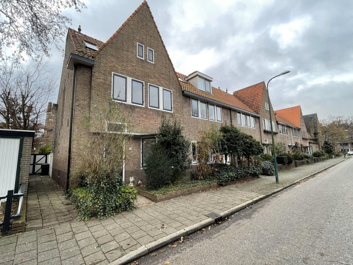 Te huur: Huis Anna van Burenlaan in Oegstgeest