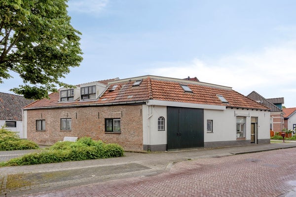 Nieuwendijk 21 in Wijhe