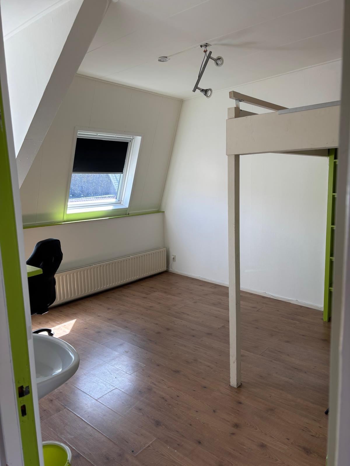 Kamer te huur: Sint Annaplein, Tilburg