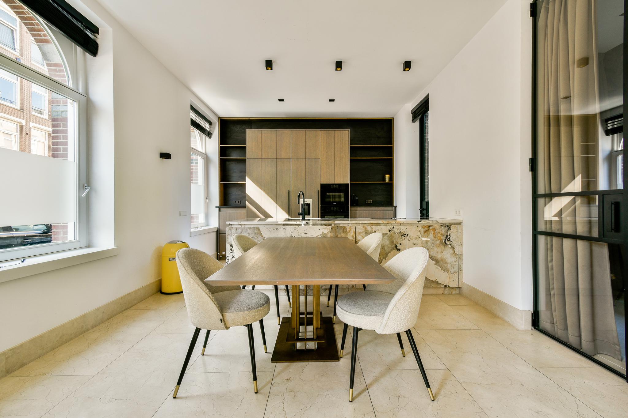 Te huur Huis Overtoom 298 H in Amsterdam