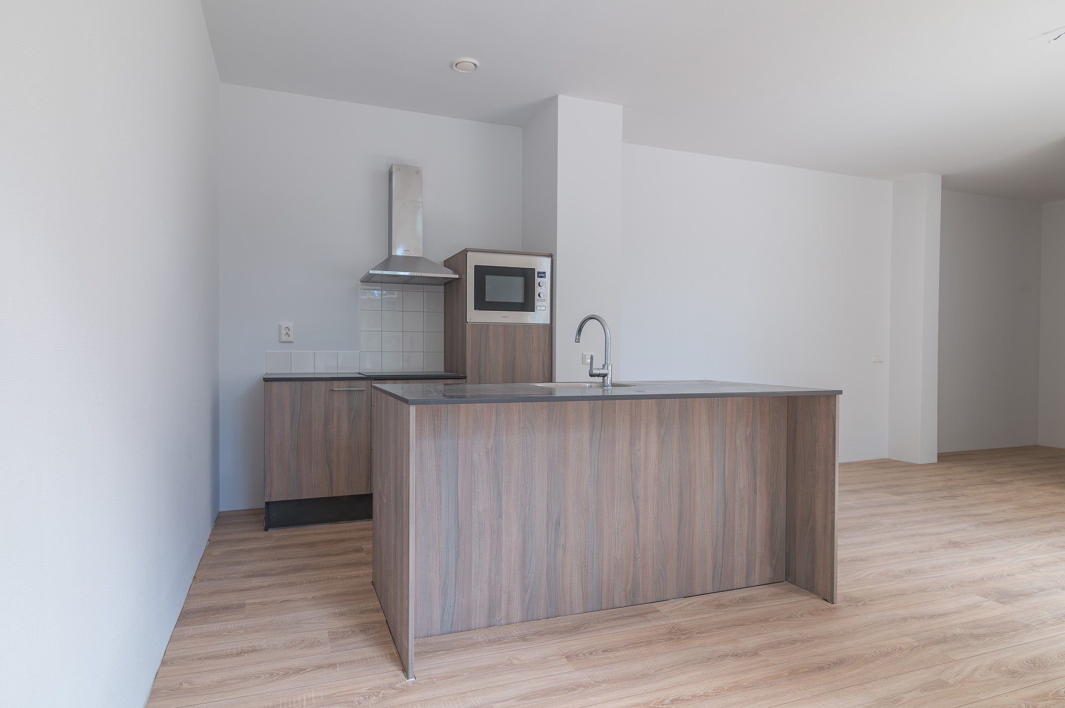 Appartement te huur: Mgr. Aengenentlaan 3A-100, Warmond