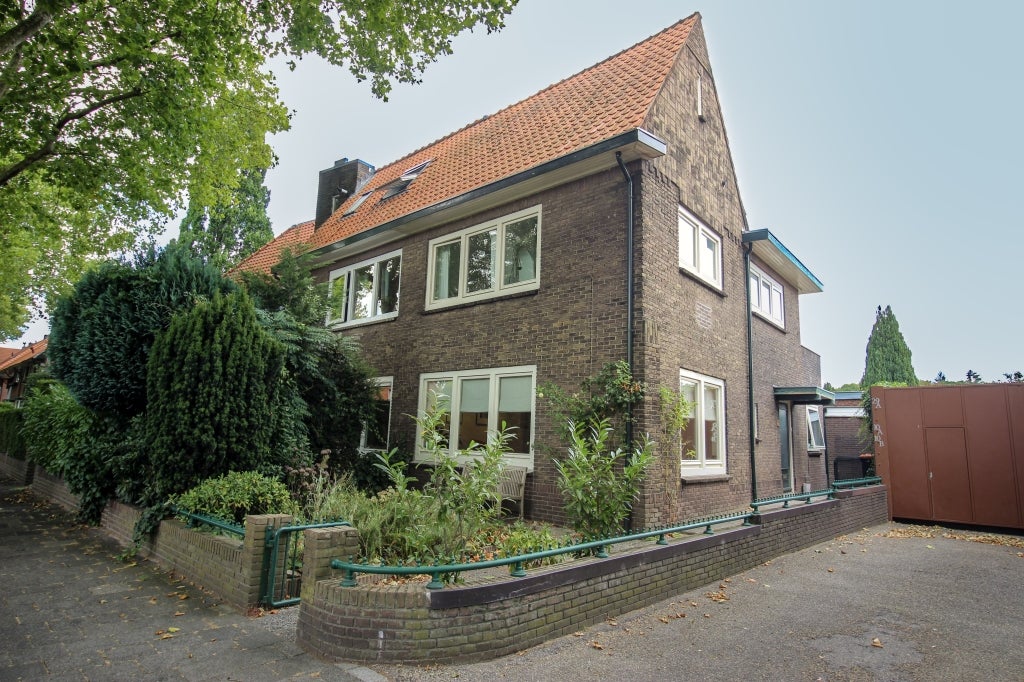 Huis Floris Vosstraat in Hilversum