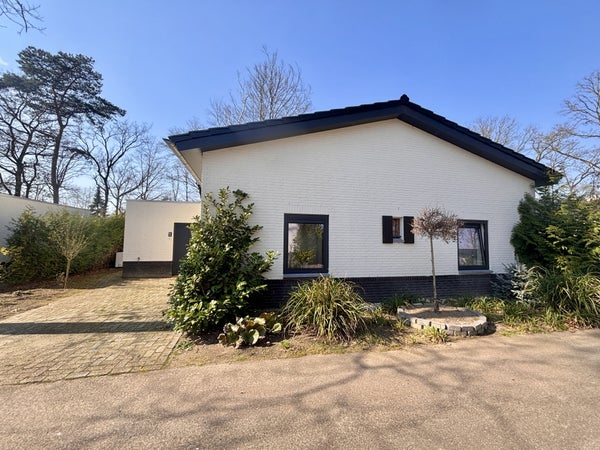 Huis Heikantstraat 31 r in Waalre