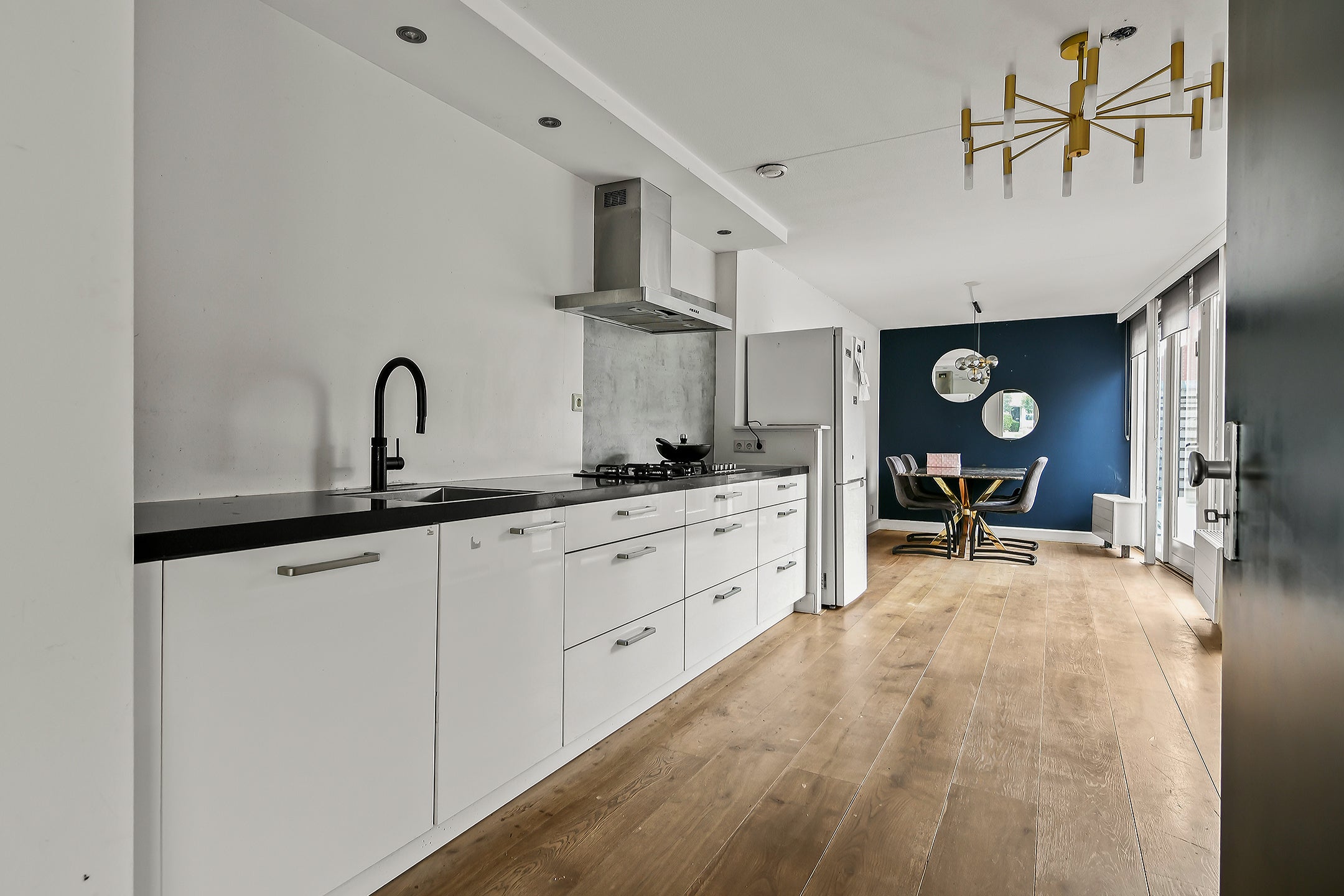 Tussenwoning te koop: Flierveld 43, Nieuw-Vennep