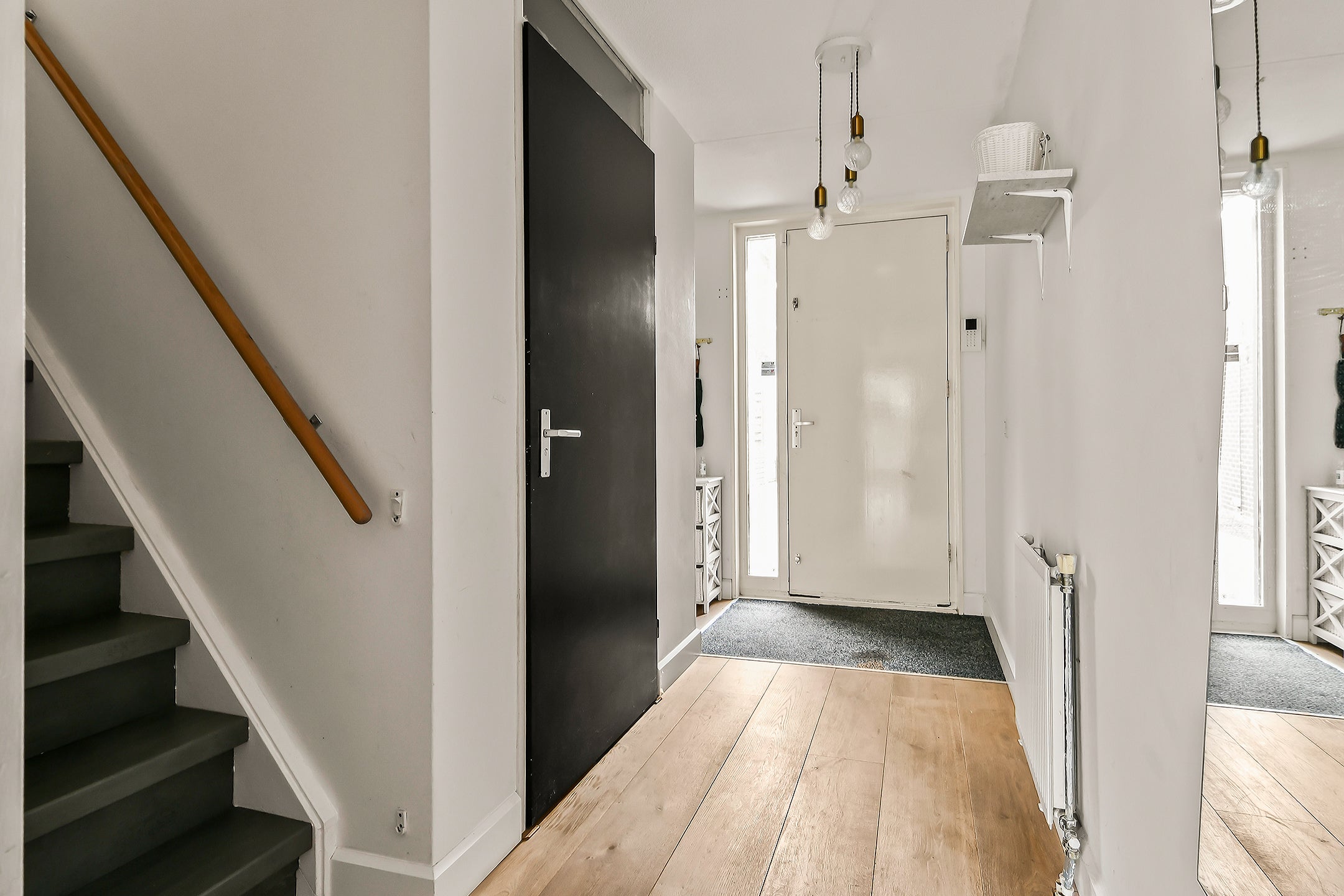 Tussenwoning te koop: Flierveld 43, Nieuw-Vennep